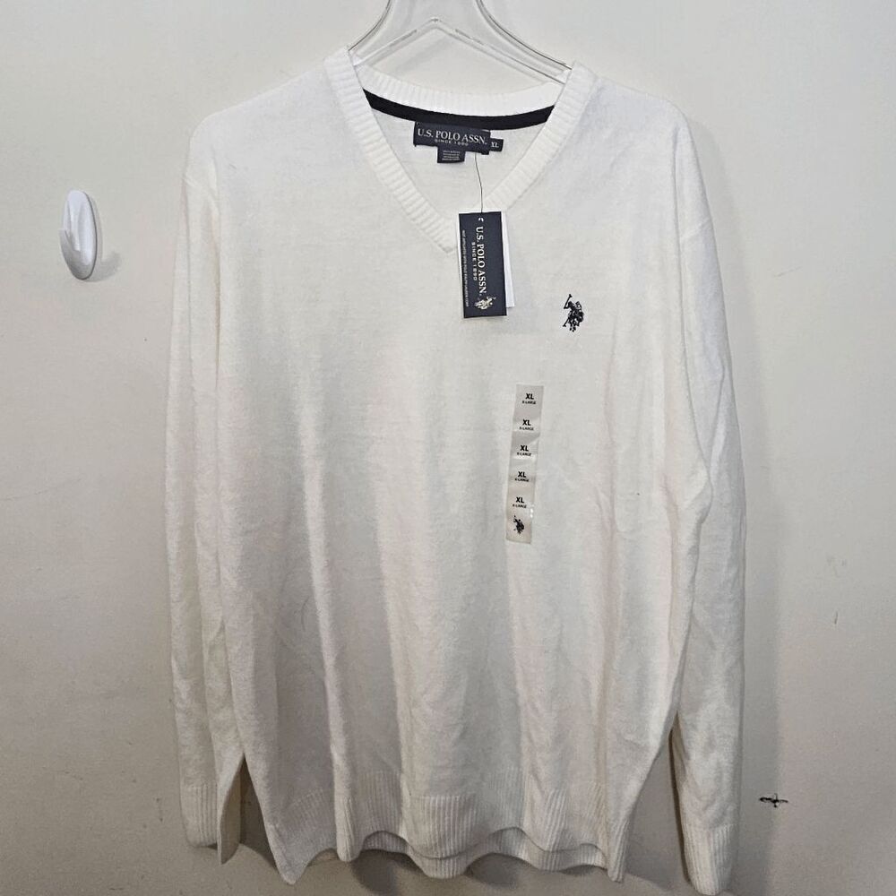 US Polo Association VNeck Knit Long Sleeve Pullover Sweater NWT Men's Winter Whi